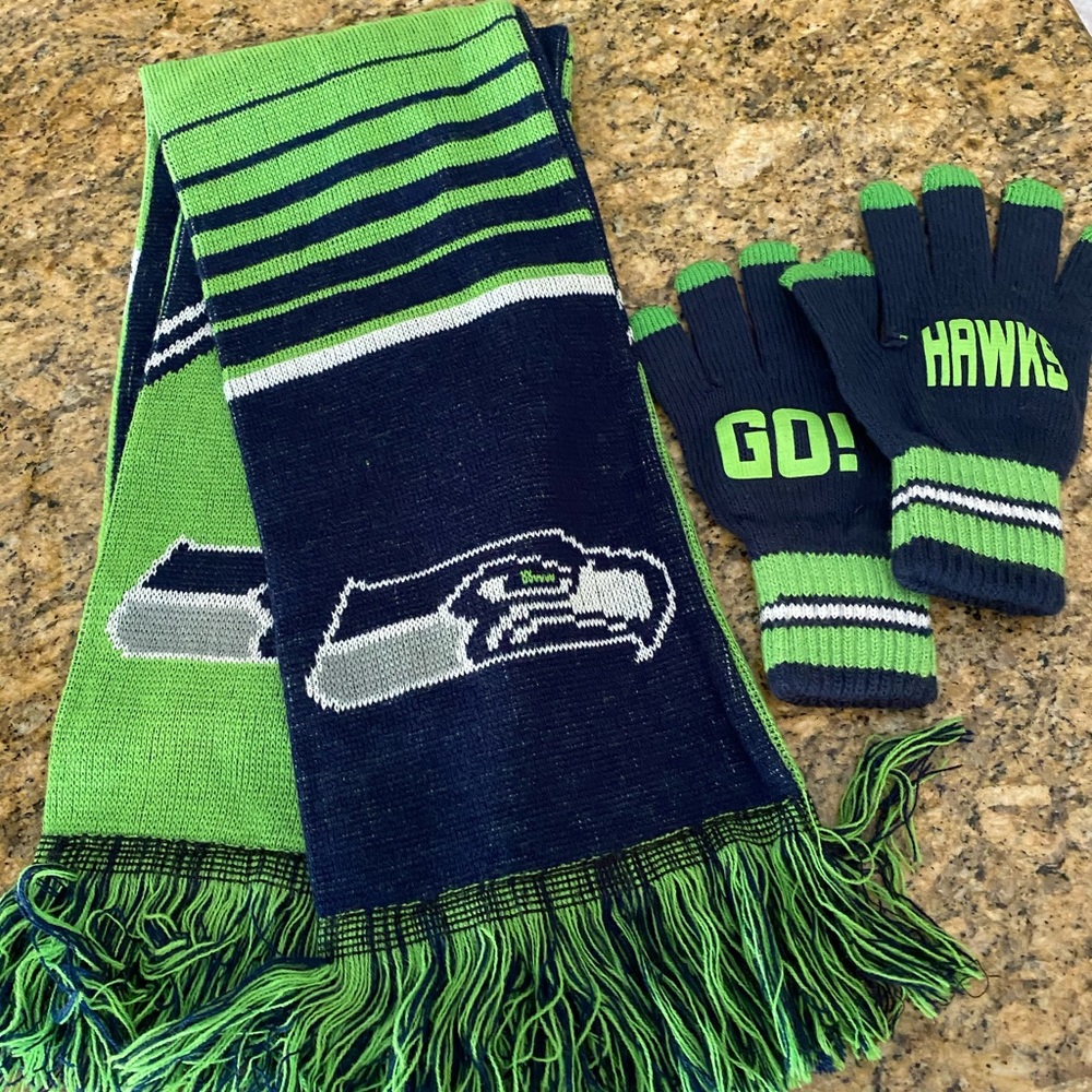 Seahawks scarf and glove set